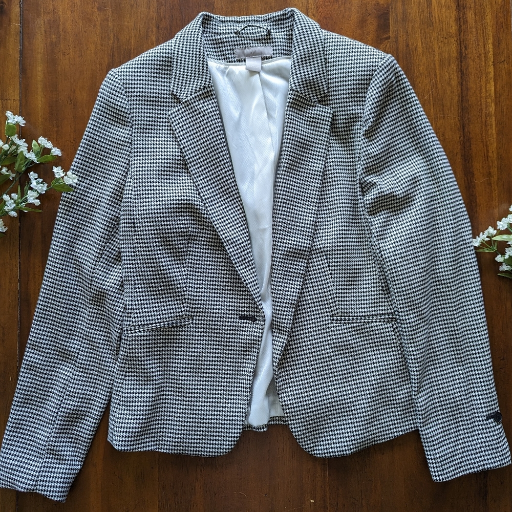 H&M Black and White Houndstooth Blazer